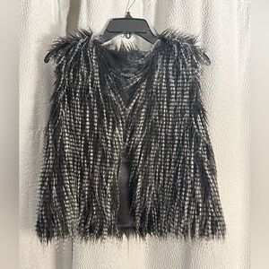 Women’s faux fur vest